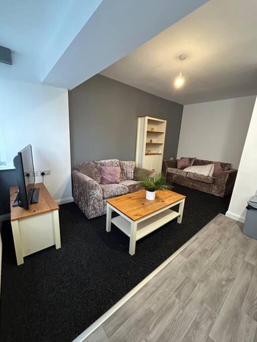 Two Bedroom 18 Apartment Stockton-on-Tees