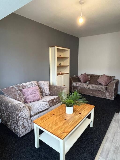 Two Bedroom 18 * Stockton-on-Tees